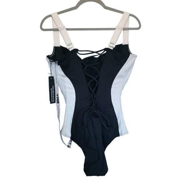 TA3 Lifty Contour One Piece Swimsuit Size XL Regular/Long-F/G Black/ White NWT - Picture 5 of 10
